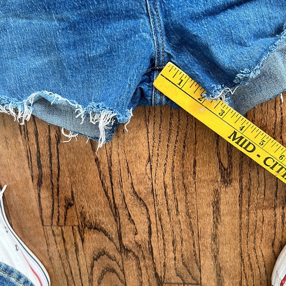 Levi’s 501 shorts, cutoffs - Picture 3 of 5